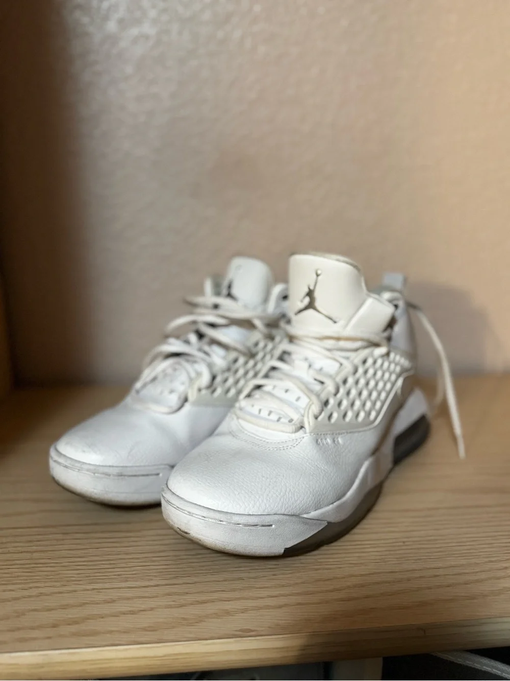 Jordan Max 200 White Silver